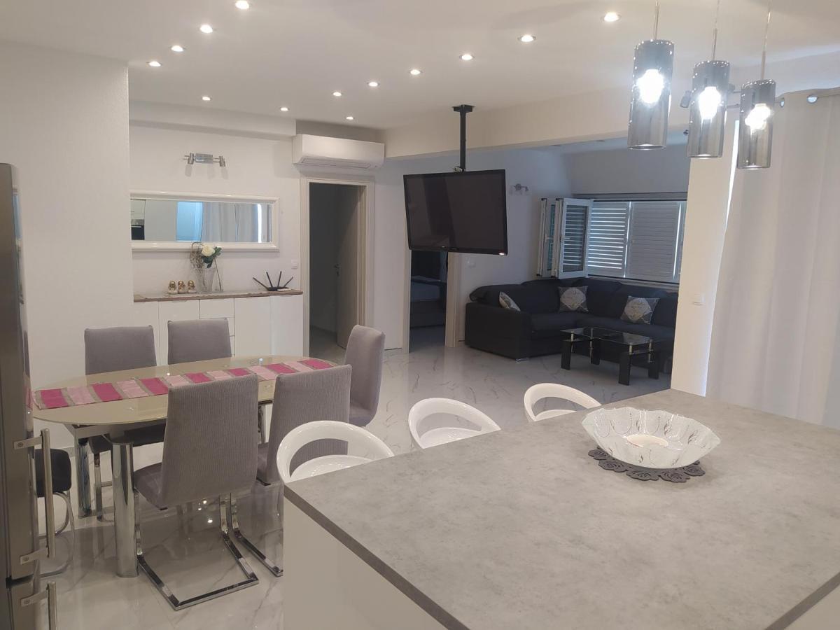 Apartmani Trubi 3 فوديس المظهر الخارجي الصورة