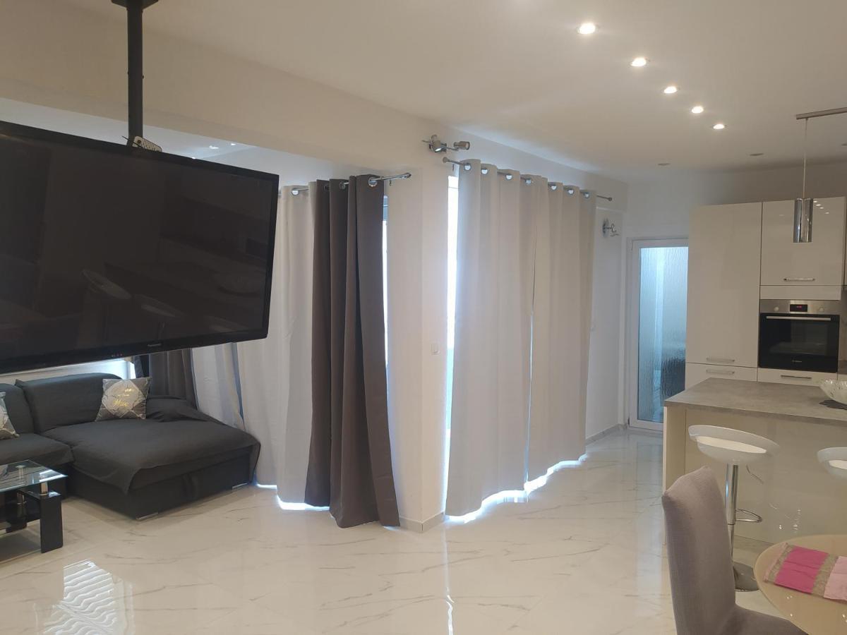 Apartmani Trubi 3 فوديس المظهر الخارجي الصورة